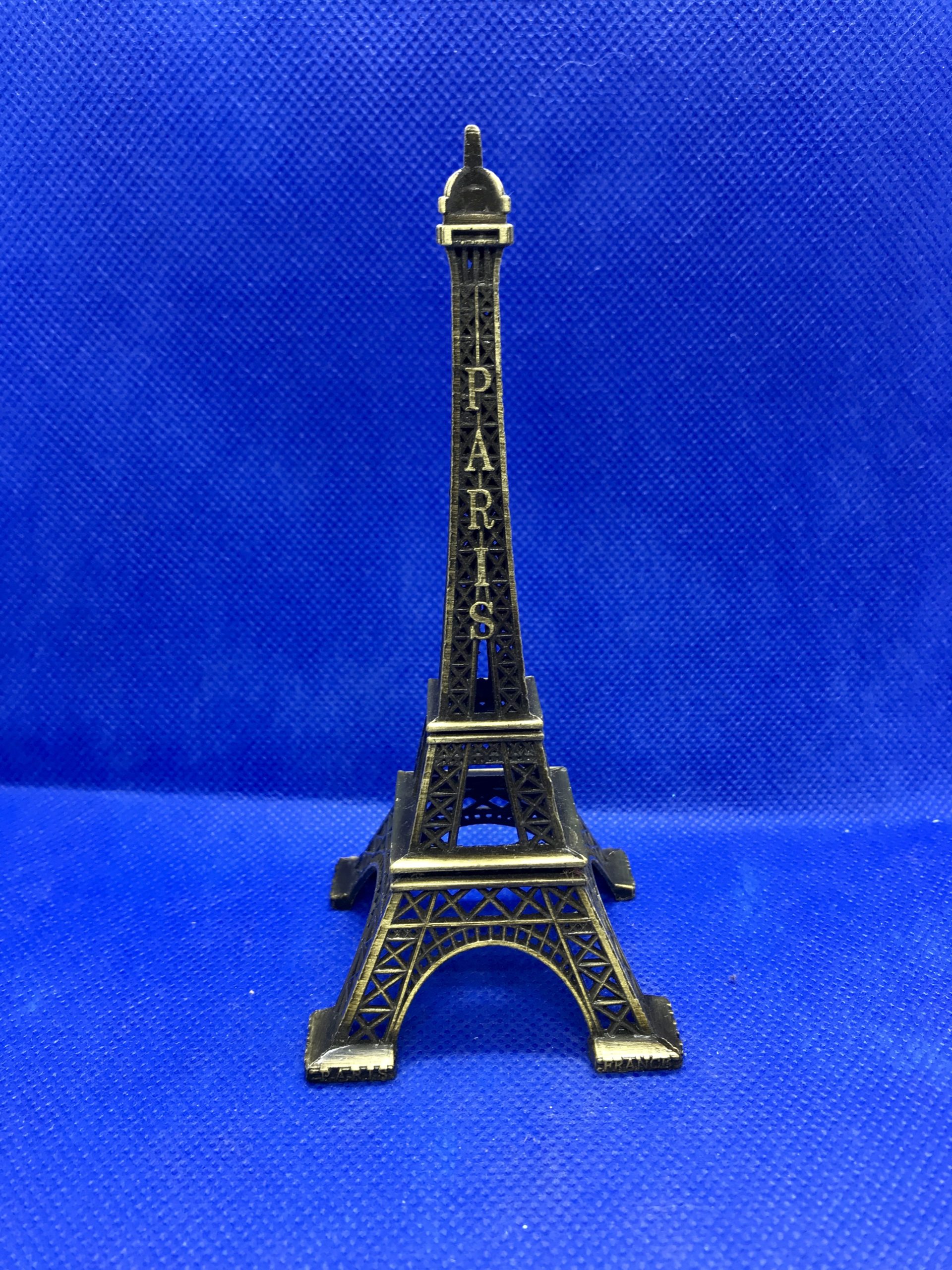 Tour Eiffel métal
