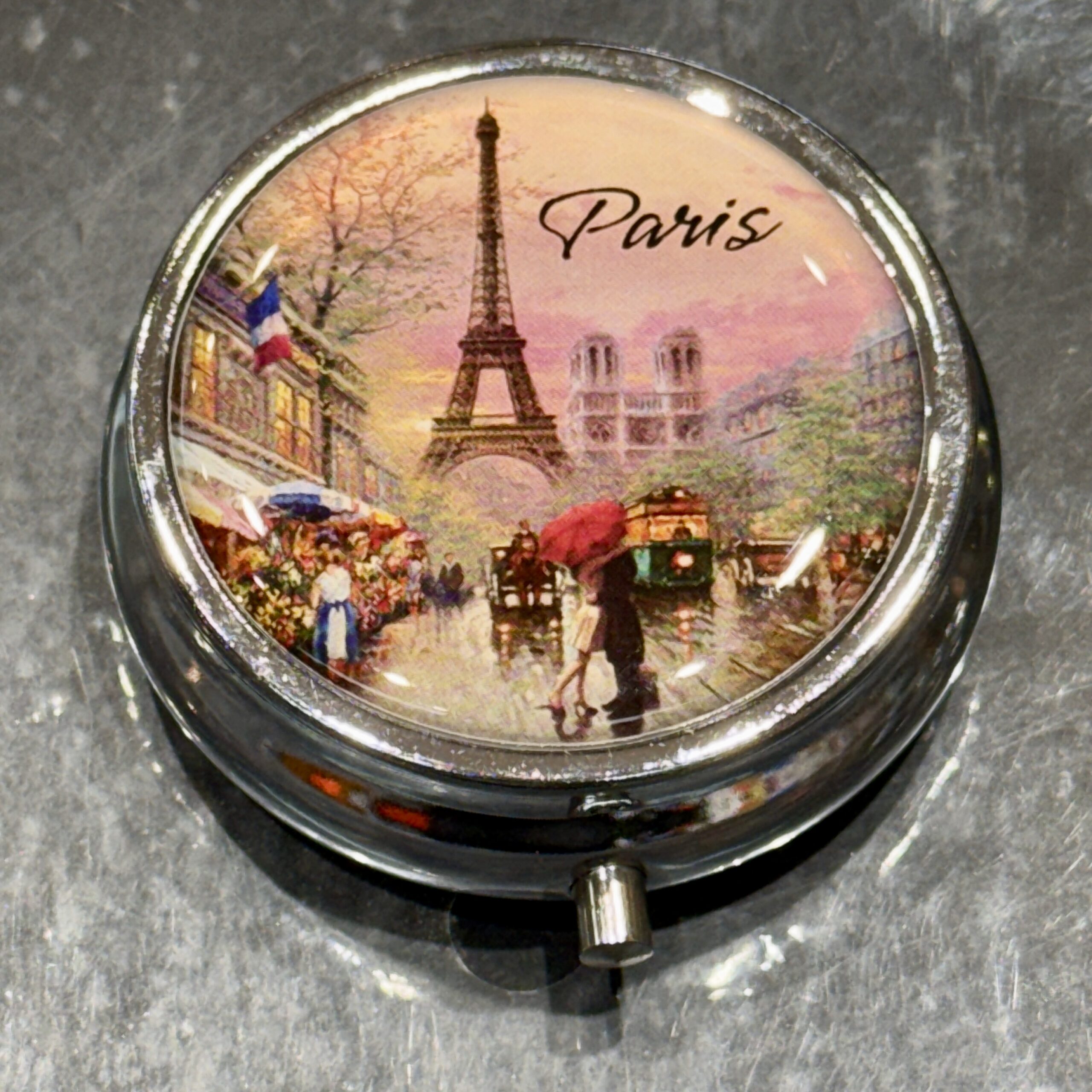 Boite à pilule Paris